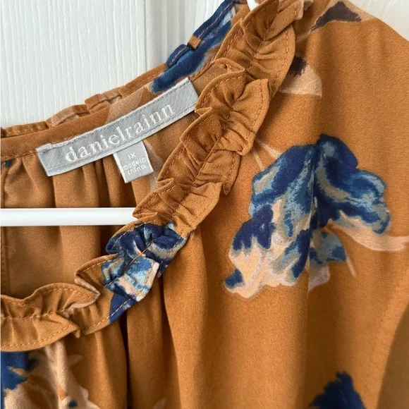 Daniel Rainn Floral Ruffle Neck Blouse - Brown and Blue - Picture 2 of 3